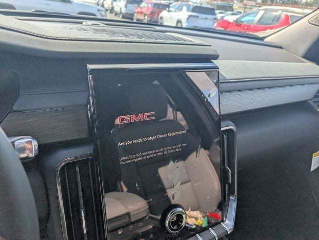 2026 GMC Acadia AWD AT4