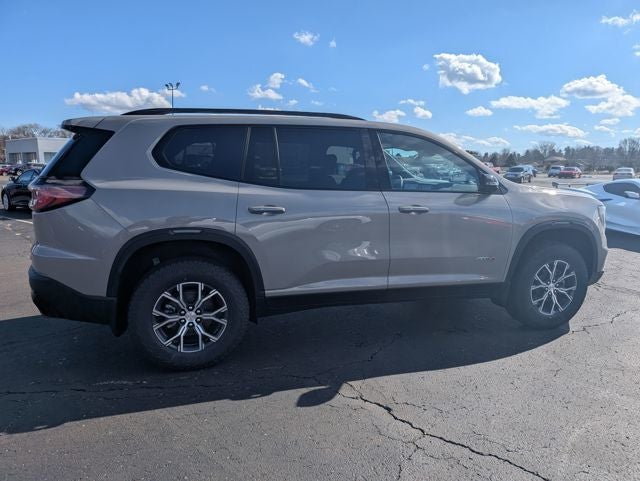 2026 GMC Acadia AWD AT4