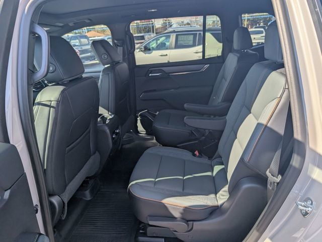 2026 GMC Acadia AWD AT4