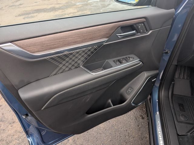 2026 GMC Acadia AWD Denali