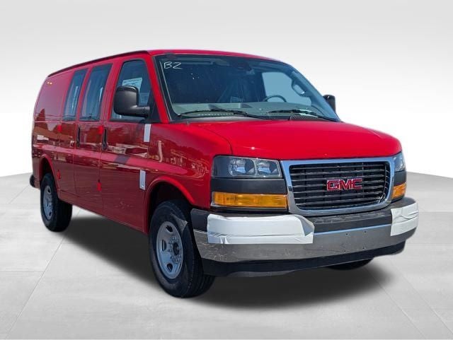 2026 GMC Savana Cargo Van RWD 3500 135"