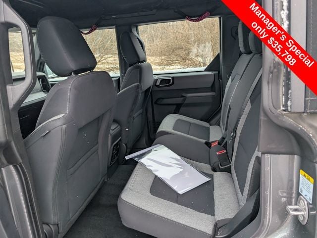 2023 Ford Bronco Base