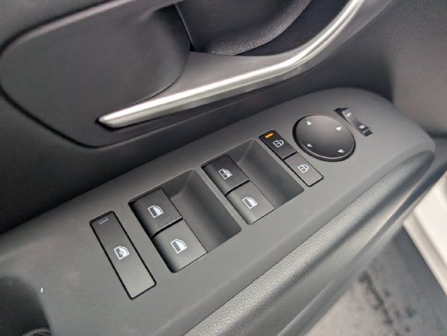 2027 Hyundai Santa Cruz SE