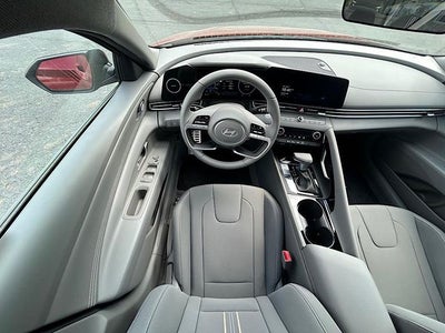 2025 Hyundai Elantra Hybrid SEL Sport