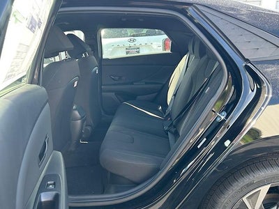 2025 Hyundai Elantra Hybrid SEL Sport