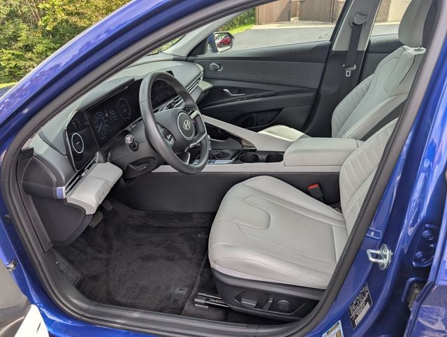 2025 Hyundai Elantra Hybrid Limited