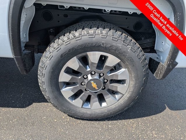 2026 Chevrolet Silverado 2500HD 4WD Crew Cab 172" Custom