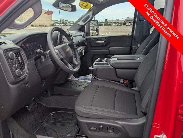 2026 Chevrolet Silverado 2500HD 4WD Crew Cab 159" Custom