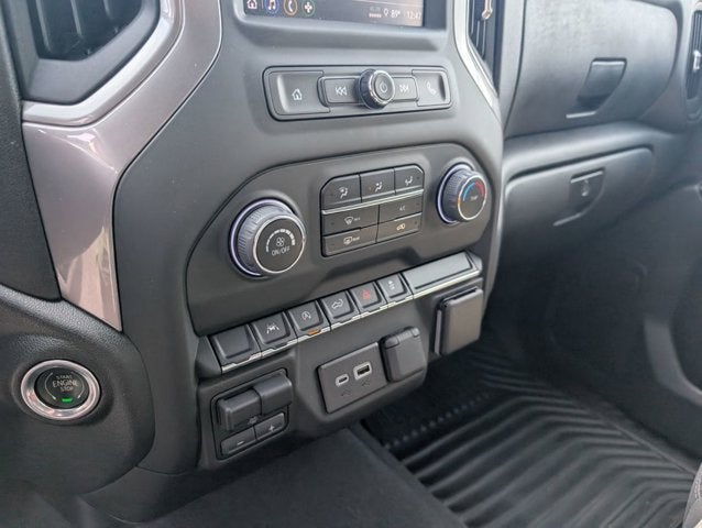 2023 Chevrolet Silverado 1500 4WD Crew Cab 147" Custom