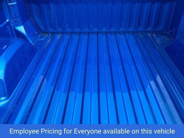 2025 Chevrolet Silverado 1500 4WD Crew Cab 147" Custom