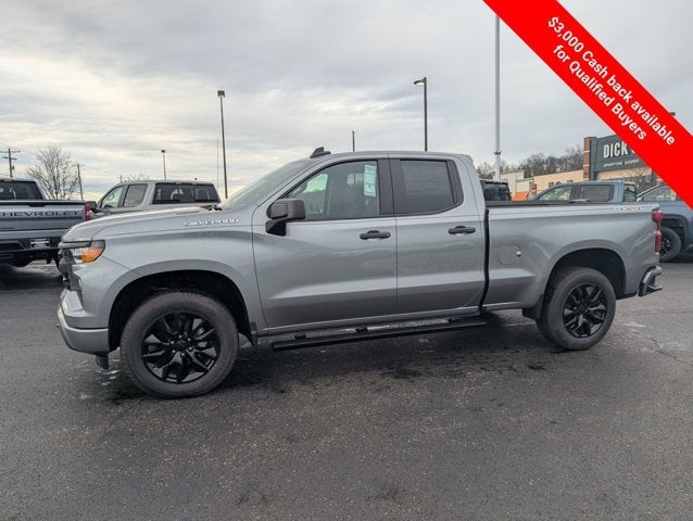 2026 Chevrolet Silverado 1500 4WD Double Cab 147" Custom
