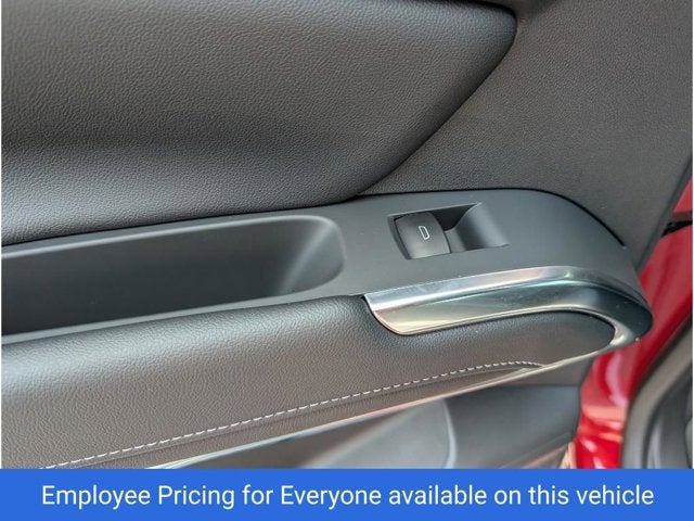 2025 Chevrolet Traverse FWD LT