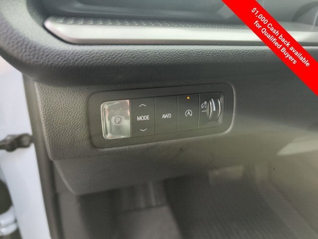 2026 Chevrolet Traverse AWD LT