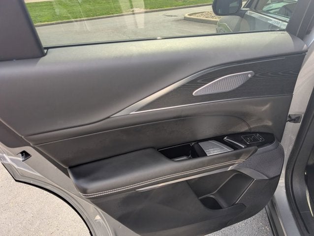 2025 Cadillac LYRIQ Luxury