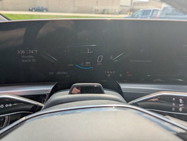 2025 Cadillac LYRIQ Luxury