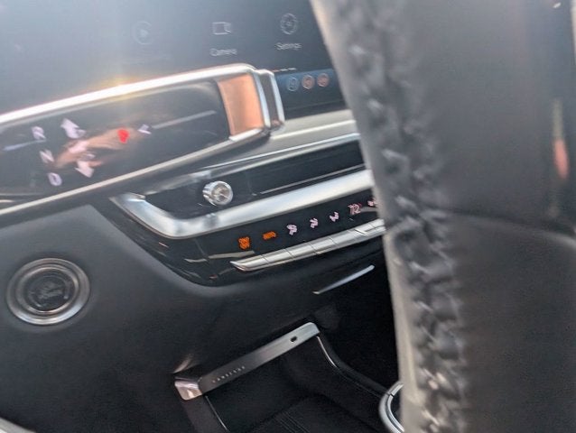 2025 Cadillac LYRIQ Luxury