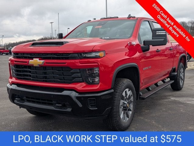 2026 Chevrolet Silverado 2500HD 4WD Crew Cab 159" Custom