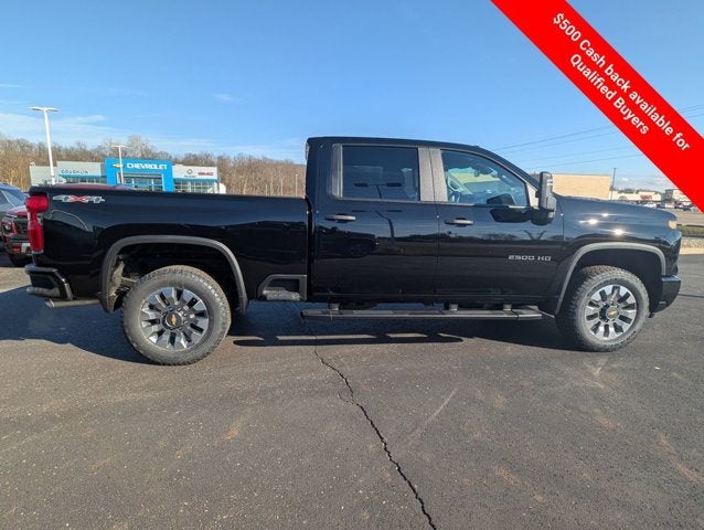 2026 Chevrolet Silverado 2500HD 4WD Crew Cab 159" Custom