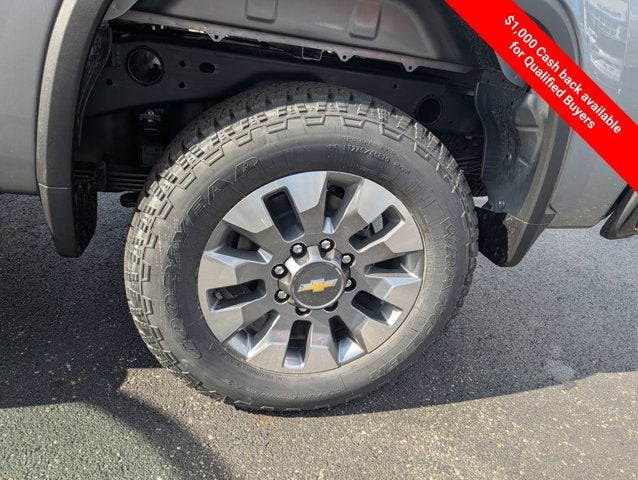 2026 Chevrolet Silverado 2500HD 4WD Crew Cab 159" Custom