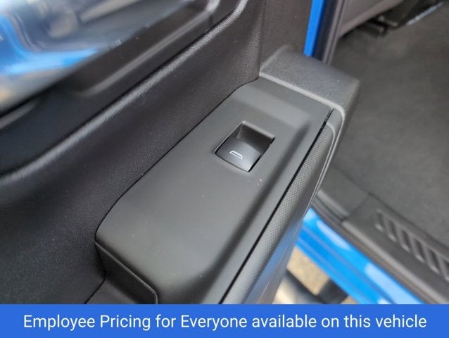 2025 Chevrolet Silverado 1500 4WD Crew Cab 147" Custom