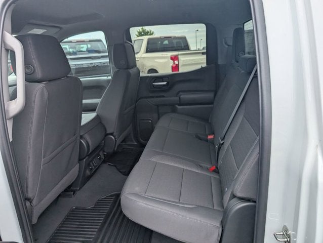 2026 Chevrolet Silverado 1500 4WD Crew Cab 147" Custom