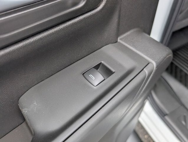 2026 Chevrolet Silverado 1500 4WD Crew Cab 147" Custom