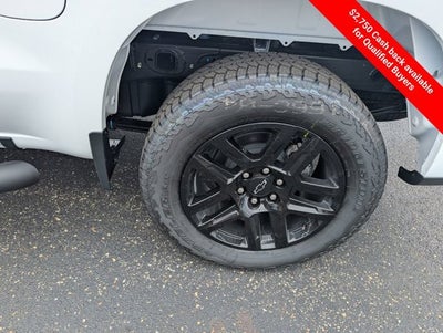 2026 Chevrolet Silverado 1500 4WD Crew Cab 147" Custom