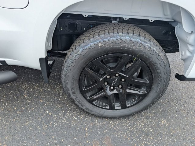 2026 Chevrolet Silverado 1500 4WD Crew Cab 147" Custom