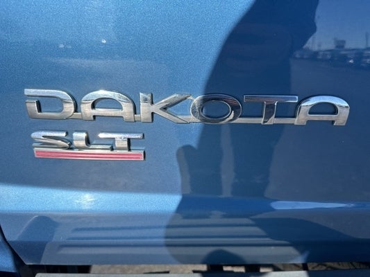 2005 Dodge Dakota SLT in Columbus, OH - Coughlin Automotive