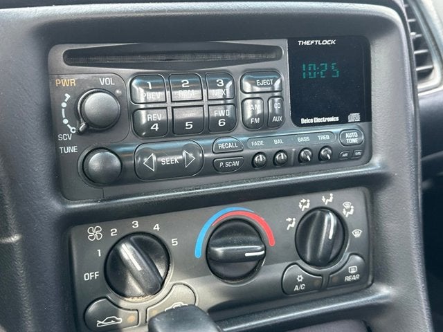 2000 Chevrolet Corvette Base