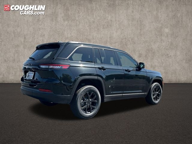 2026 Jeep Grand Cherokee Laredo