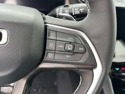 2026 Jeep Grand Cherokee Laredo