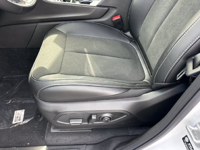 2027 Jeep Grand Cherokee Laredo Altitude