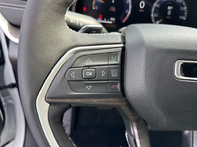 2027 Jeep Grand Cherokee Laredo Altitude