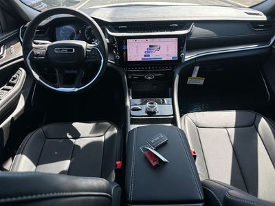 2026 Jeep Grand Cherokee Limited Reserve