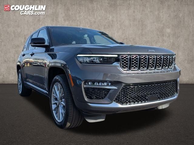 2022 Jeep Grand Cherokee Summit