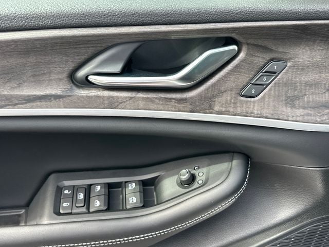 2027 Jeep Grand Cherokee L Limited