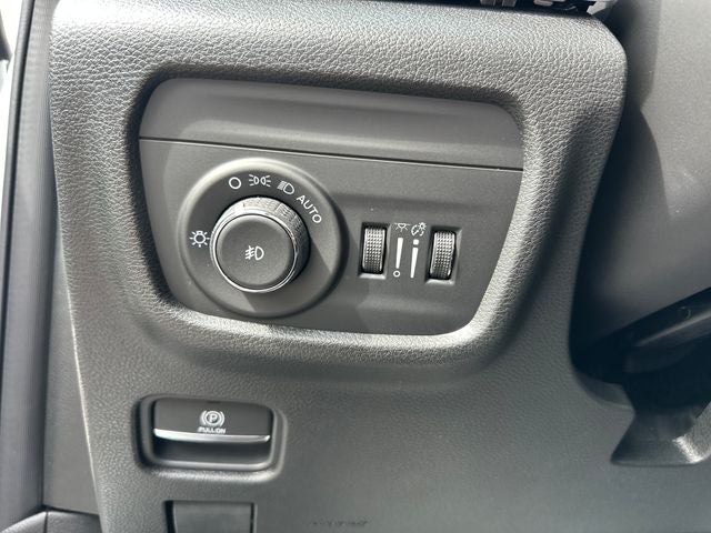 2027 Jeep Grand Cherokee L Limited