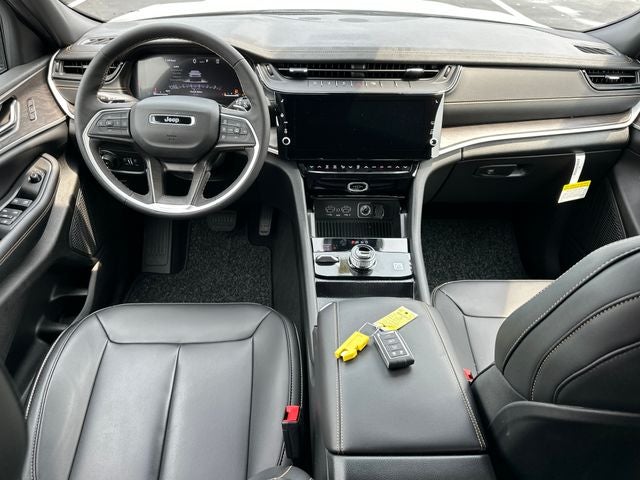 2026 Jeep Grand Cherokee L 85th Anniversary Edition