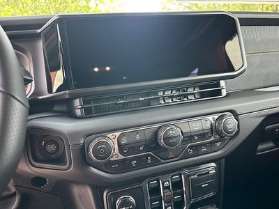 2025 Jeep Wrangler Rubicon 392