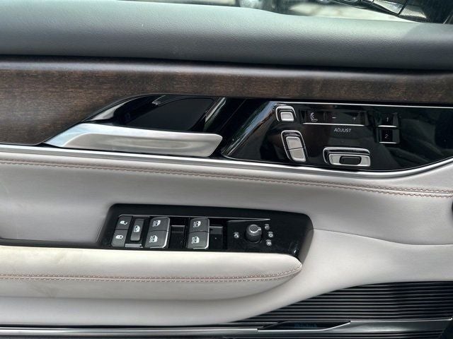 2024 Jeep Grand Wagoneer L Base