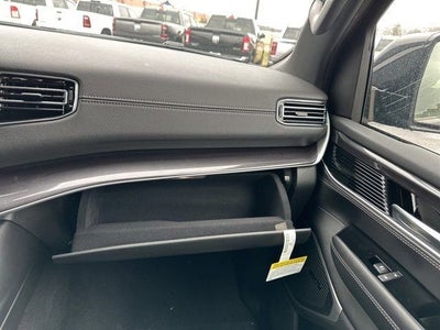 2024 Jeep Wagoneer Base