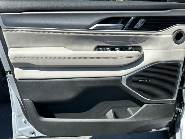 2026 Jeep Grand Wagoneer Limited Altitude