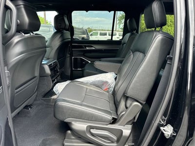 2026 Jeep Grand Wagoneer Limited Reserve