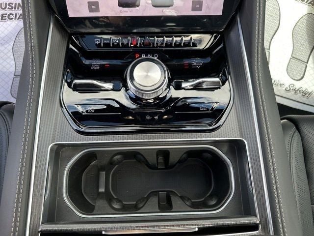 2024 Jeep Grand Wagoneer Series II