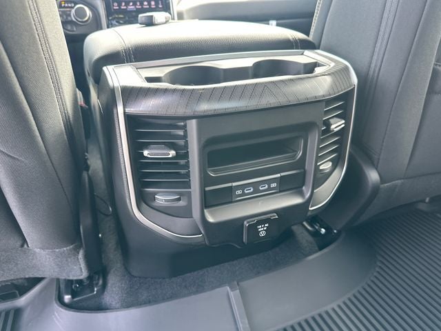 2027 RAM 1500 Big Horn/Lone Star