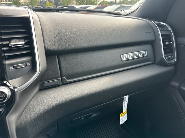2027 RAM 1500 Big Horn/Lone Star