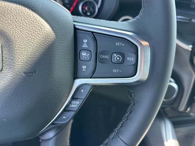 2027 RAM 1500 Big Horn/Lone Star