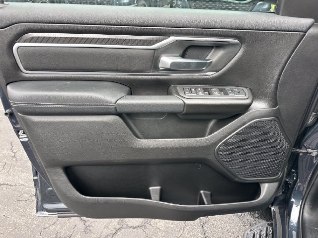 2027 RAM 1500 Big Horn/Lone Star