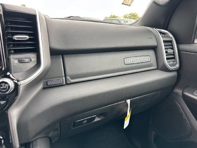 2027 RAM 1500 Big Horn/Lone Star